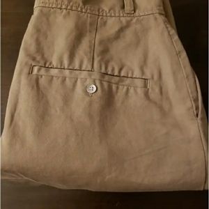 BNWOT Green Cropped Pleated Chinos